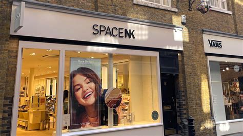 covent garden beauty stores.